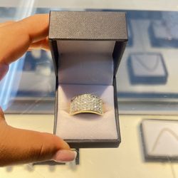 14k Gold Diamond Cluster Ring 