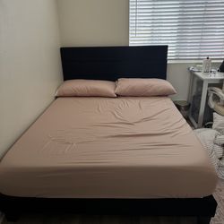 Modern Queen Bed Frame – Very Clean – Used 3 Weeks