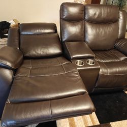 Harvey Leather Reclining Sofa And Loveseat
