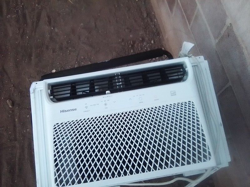 Hisense window type air conditioners model #aw1222cw1w cooling capacity 12000 btu