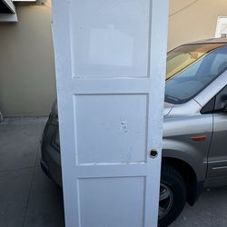 Solid wooden door