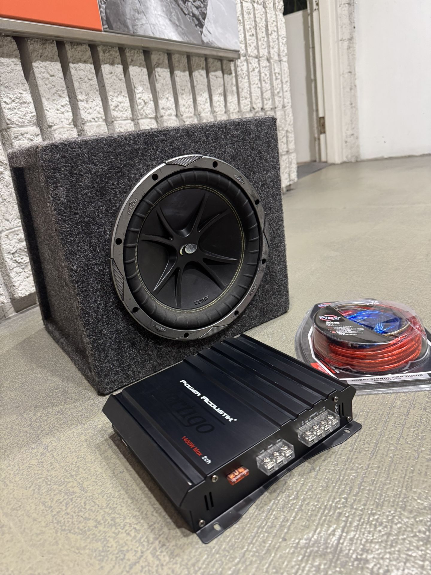 Speaker Kicker 10inch With Amplifier