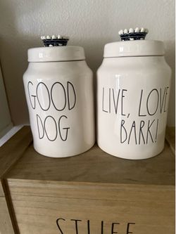 Rae Dunn large dog food treats container