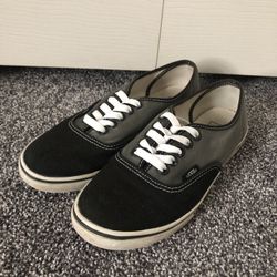 Womans vans size 7.5