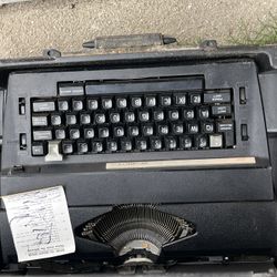 TYPE WRITER