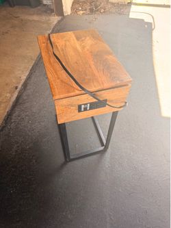 Modern Side Table with Built-In Outlets & USB Ports – Great Condition
