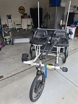 Two seat tricycle side by side therapeutic three speed trike