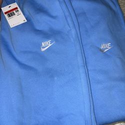 Nike Sweays ( L & XXL)