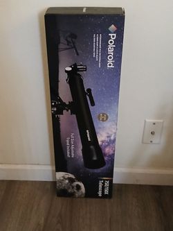 Polaroid IT-160X 75X/150X Refractor Telescope.