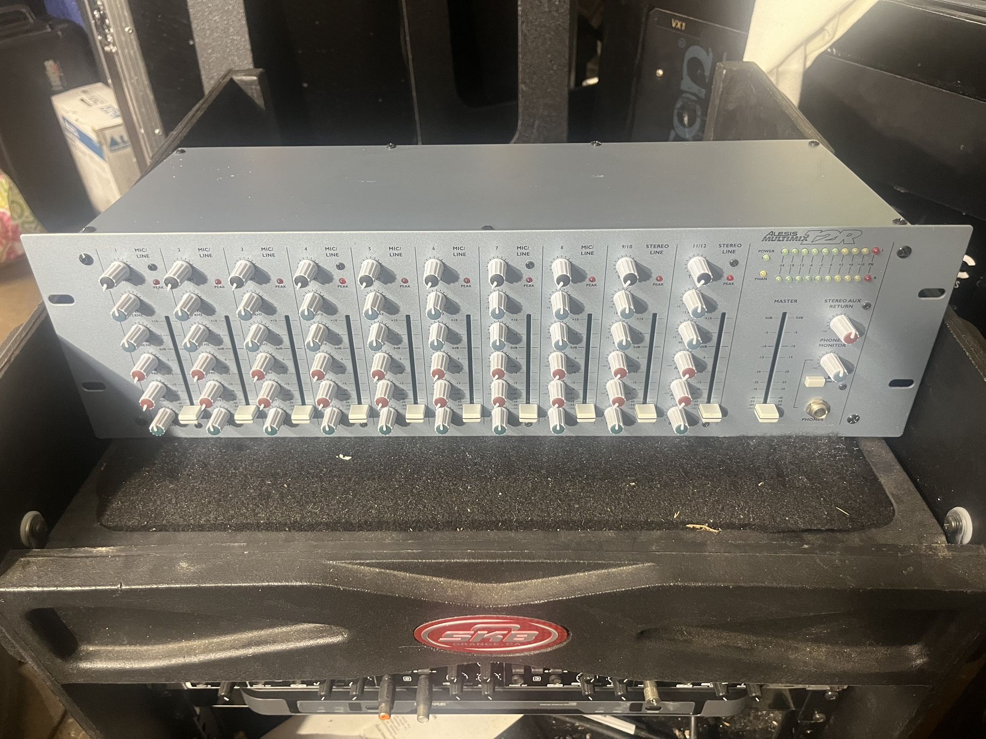 Alesis Dj Mixer