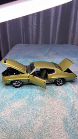1971 PONTIAC GTO 1:18 DIECAST  Excellent