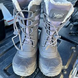 Columbia girls Snow Boots 