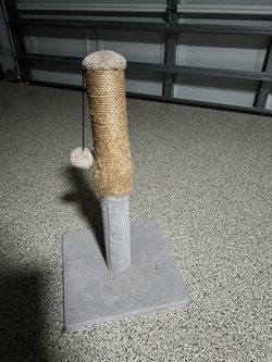 Cat Scratching Post With Swinging Toy