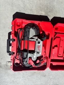 Milwaukee Deep Cut Variable Speed Band Saw