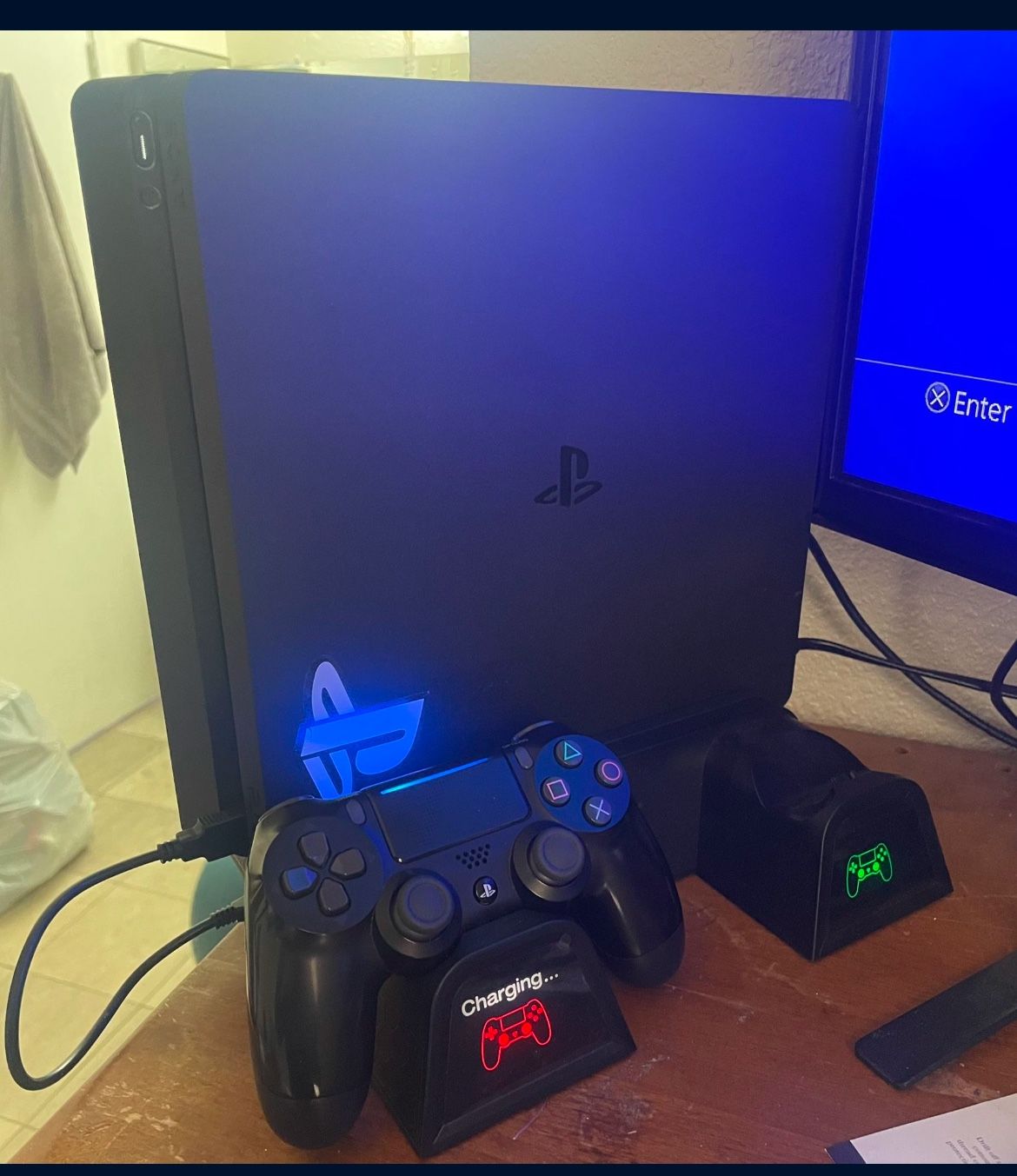 PS4 1TB Storage with 1 Controller