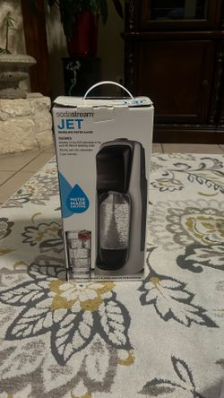 Sparkling Water Maker