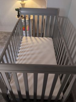 Baby crib
