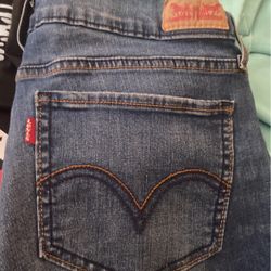 Levi’s superlow 