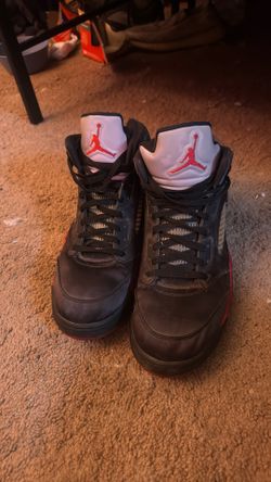 Used Jordan 5 Satin Bred