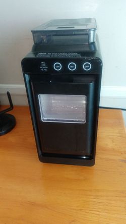 Ice maker