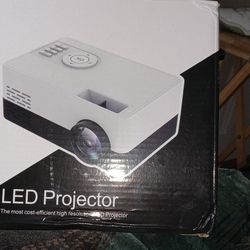 LED Projector 