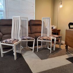 4 Chairs Dining Room Chairs I Have Tables