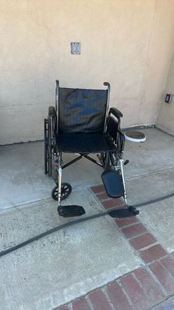 Standard Folding Wheelchair with Footrests