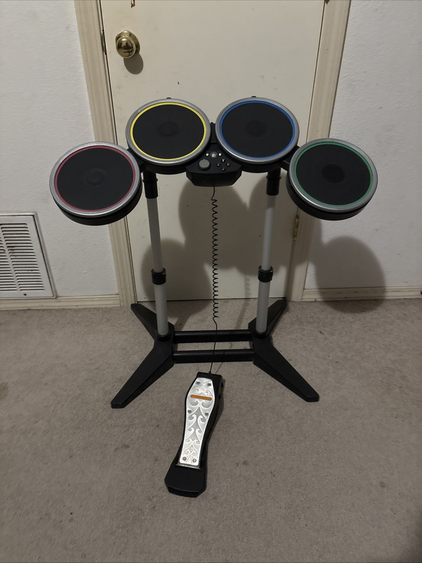 Xbox 360 Drum Set With Pedal (NO DRUM STICKS)