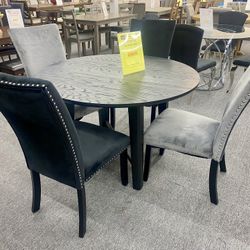 5pc Dinning Table Set $399