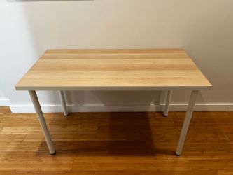 Desk with Detachable Round Legs