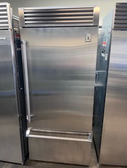 HESTAN 36”WIDE BUILT IN STAINLESS STEEL BOTTOM FREEZER REFRIGERATOR