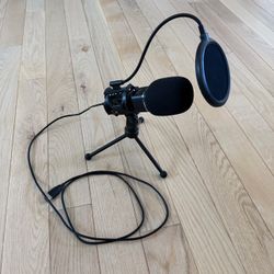 Xivio USB Wired Desktop Microphone w/ Pop Filter, Adjustable Tripod Stand Black