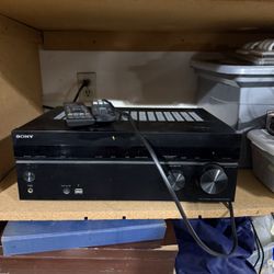 Sony STR-DN840 AV Receiver (With remote)