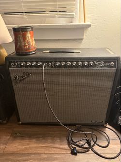 Fender twin reverb tone master amp