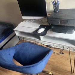 Desk With Chair