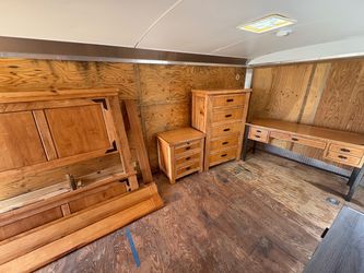 Queen Bedroom Set