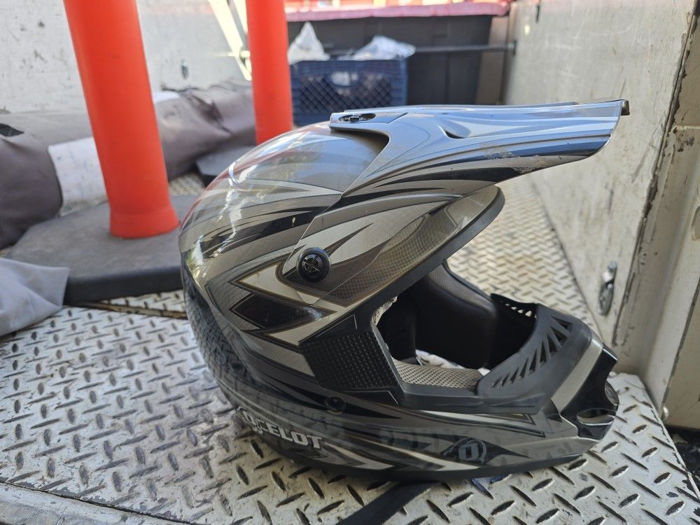 Dirt Bike / ATV Helmet
