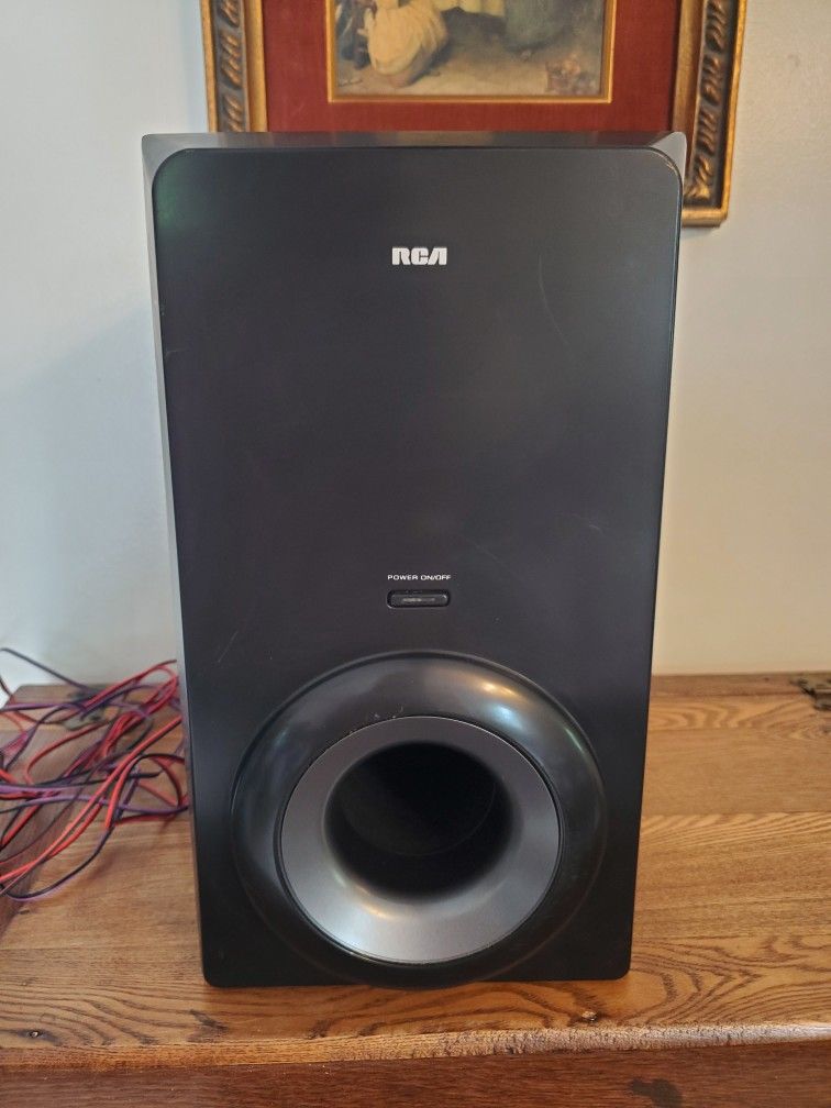 RCA Subwoofer Model RT-2770