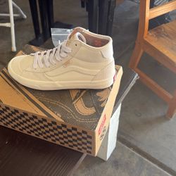 The LIZZIE VANS (NEW)