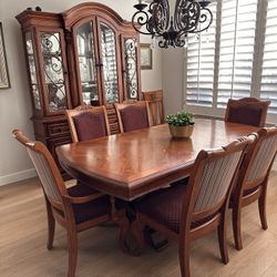 Dining Table With 6 Chairs And China Cabinet 