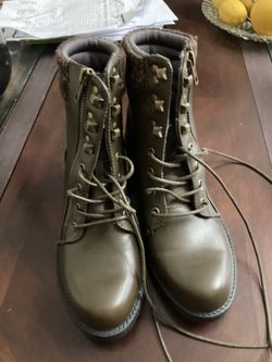 Cute Muddy Green Chunky Hill Female Combat Boots