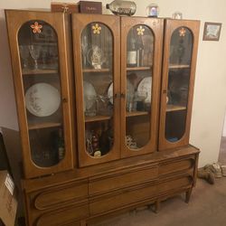 Free China Cabinet 