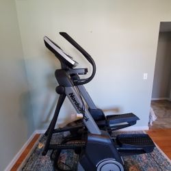 NordicTrack 3 in 1 Freestyle Elliptical- Barely Used!  Must Sell