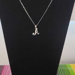 Silver Necklace Chain With Name Initial For 23  Or Chain For 10, Pendant For 15. Cadena Con Inicial Dw Nombre Por 23 De Plata O Cadena Por 10, Dije 15