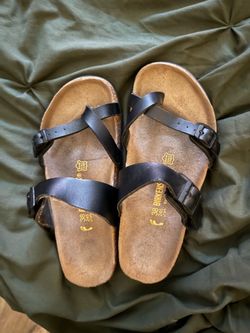 Women’s Birkenstocks size 38