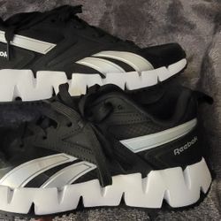 Reebok Women's Shoes Size 7.5