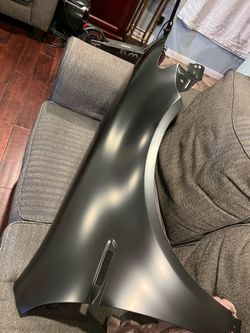 05 to 08 Acura Tl passenger side fender