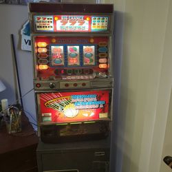 Table Top Slot/ Game Machine Make Offer