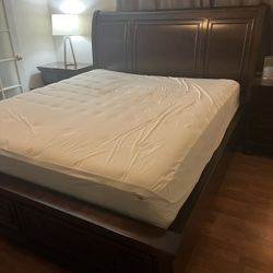 Beautiful Cal king Bedroom Set 