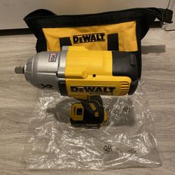 Dewalt 1/2       20v Max  Impact Wrench  Torque  Condition New 
